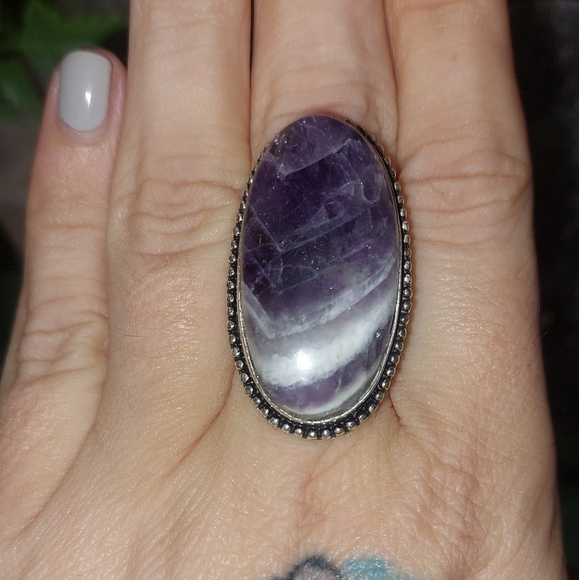 Large Chevron Amethyst Statement Ring 💍 - Picture 3 of 6